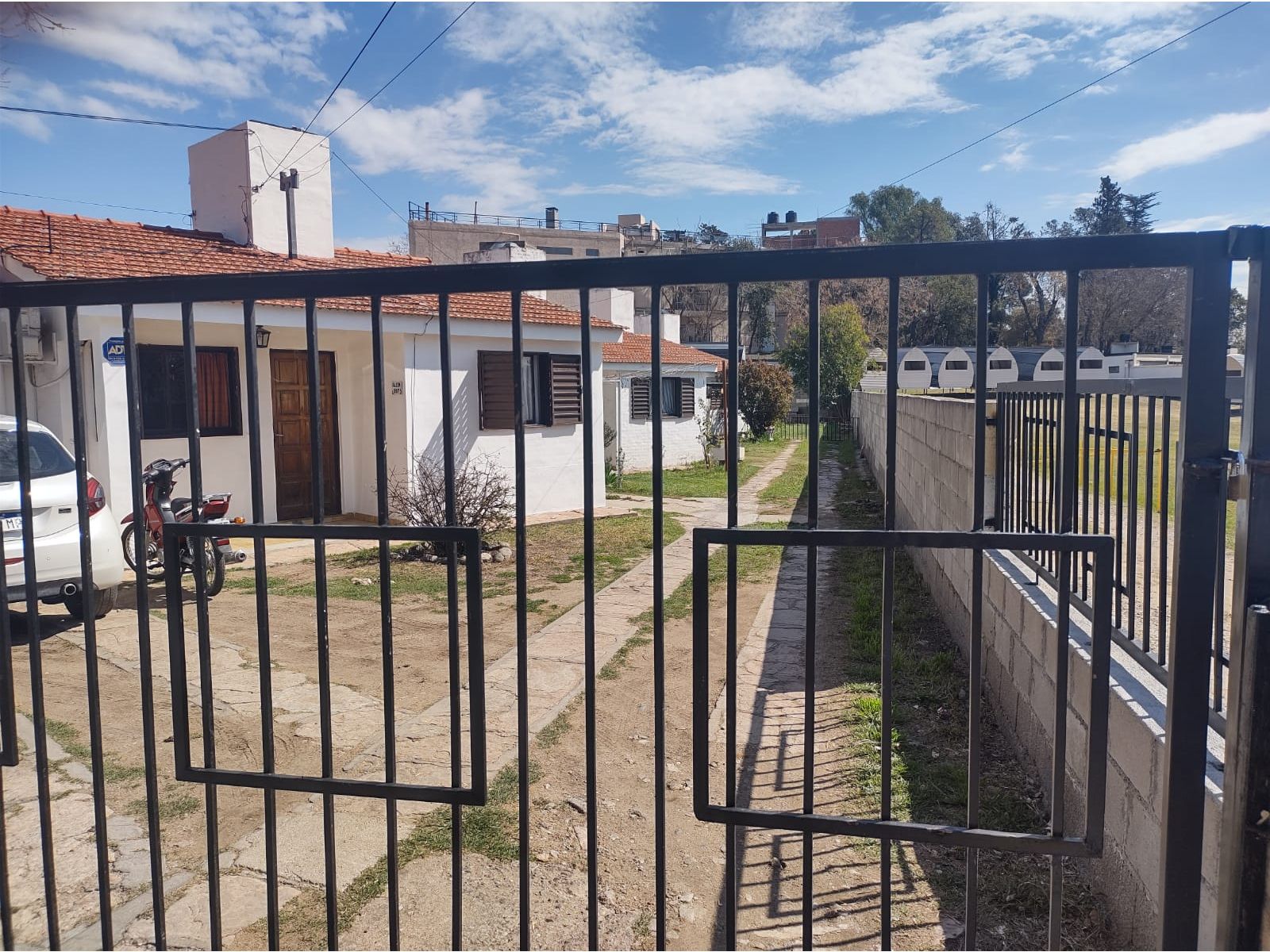 Complejo de 4 casas en Carlos Paz