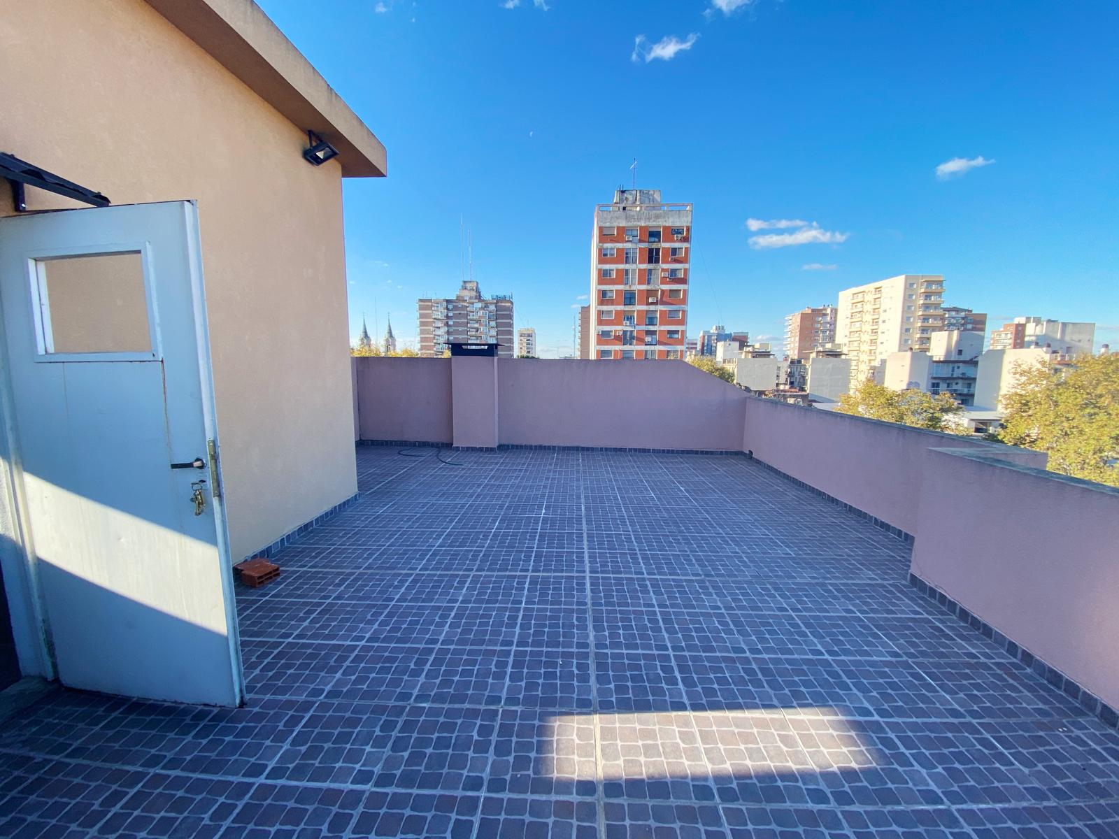 Departamento con terraza propia a la venta en San Fernando