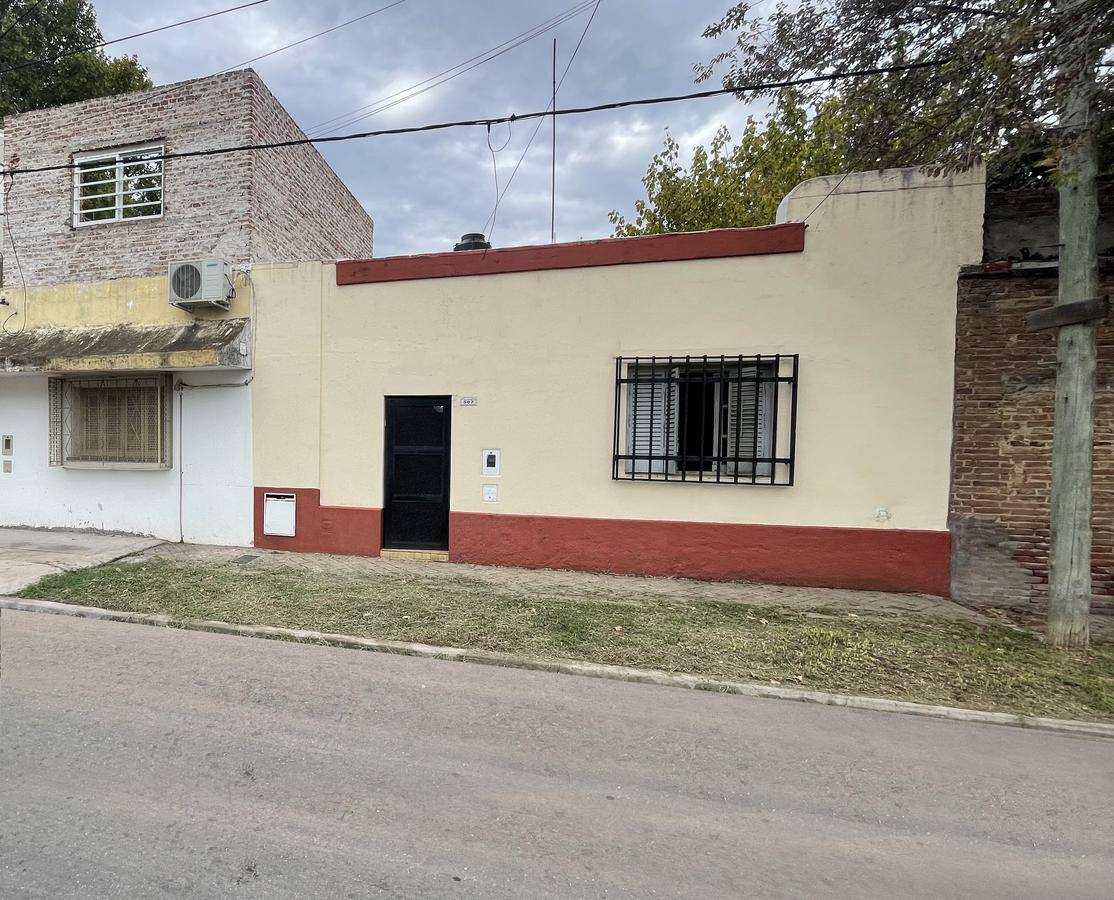 Casa en venta en Rosario - Echevarria 507  - BARRIO LUDUEÑA