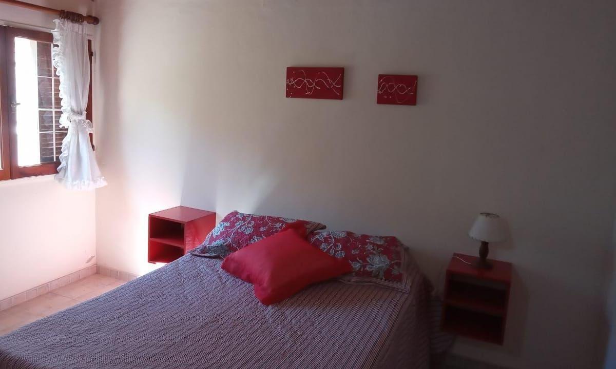 Casa en venta de 2 dormitorios c/ cochera en Las Malvinas