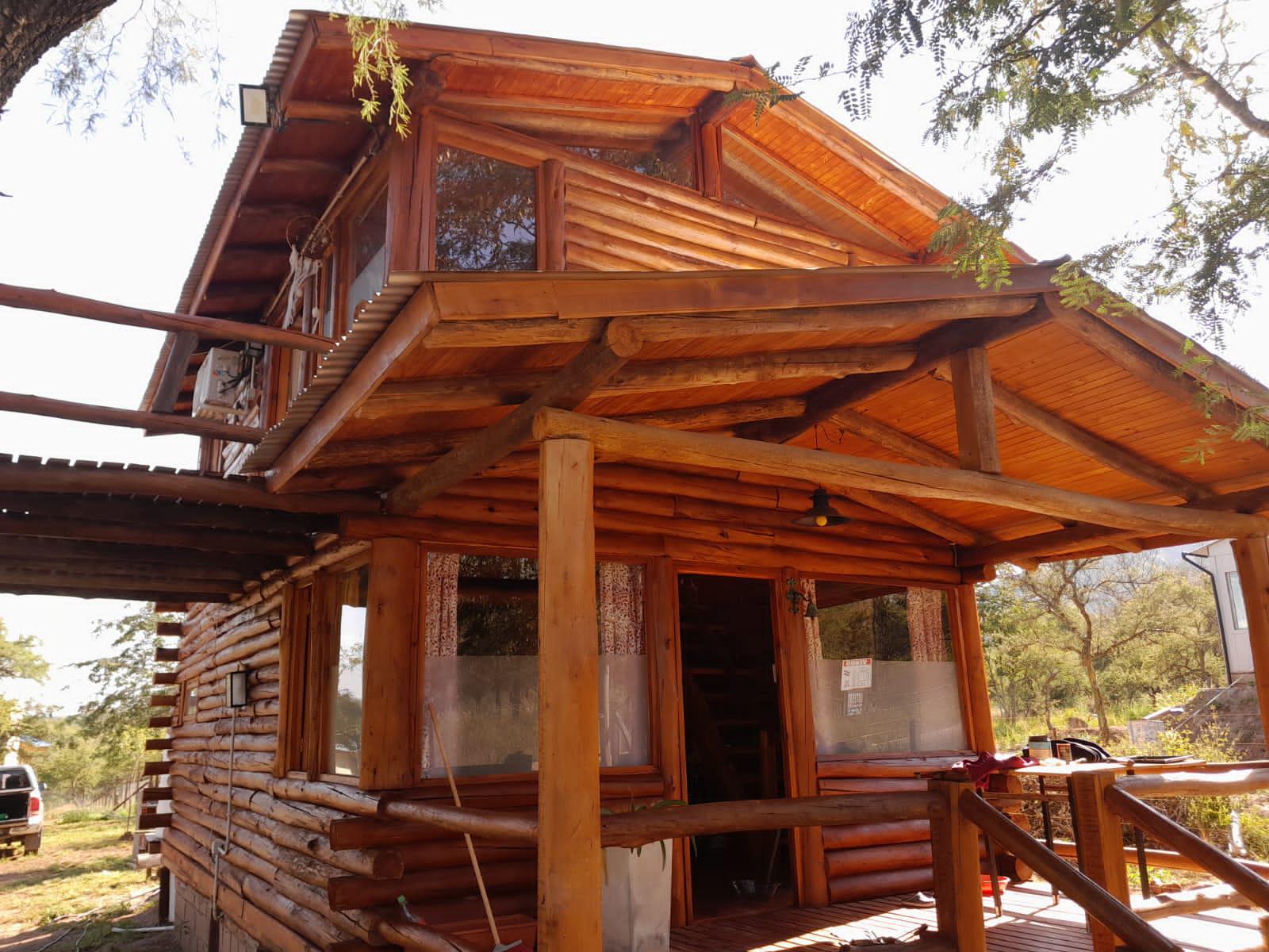 Casa en Santa Rosa De Calamuchita Cabaña de madera y tronco
