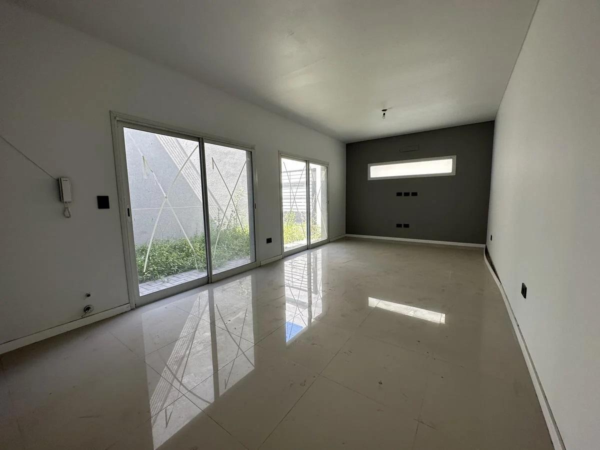 Casa en venta 3 dormitorios duplex Mendoza 8000 Fisherton
