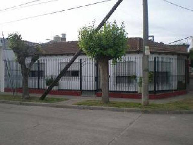 Casa en Venta en Villa Tesei, Hurlingham, Buenos Aires